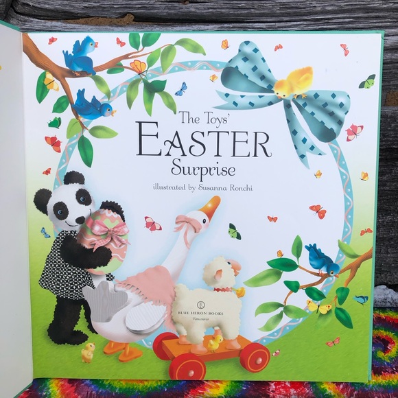 A big book!  The Toys Easter Surprise children’s literature hard cover spring 💛🩷 - Picture 4 of 14